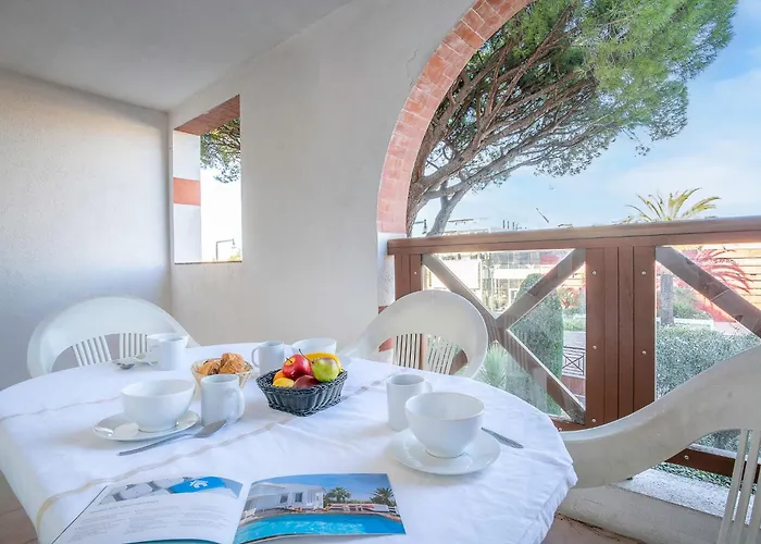 Port Quietude-4 By Interhome Appartement Fréjus
