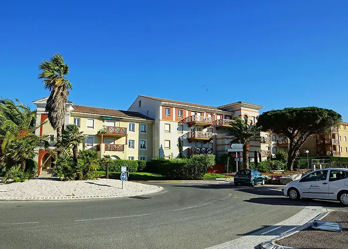 Port Quietude-4 By Interhome *